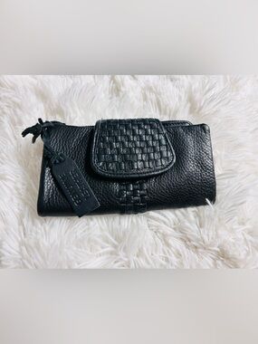 DAY & MOOD BLACK LEATHER STING CLUTCH NWOT SOFT BLACK PEBBLE LEATHER